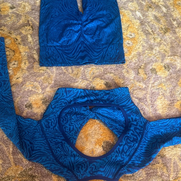 Gymshark Blue Patterned Pajama Set - Picture 5 of 5